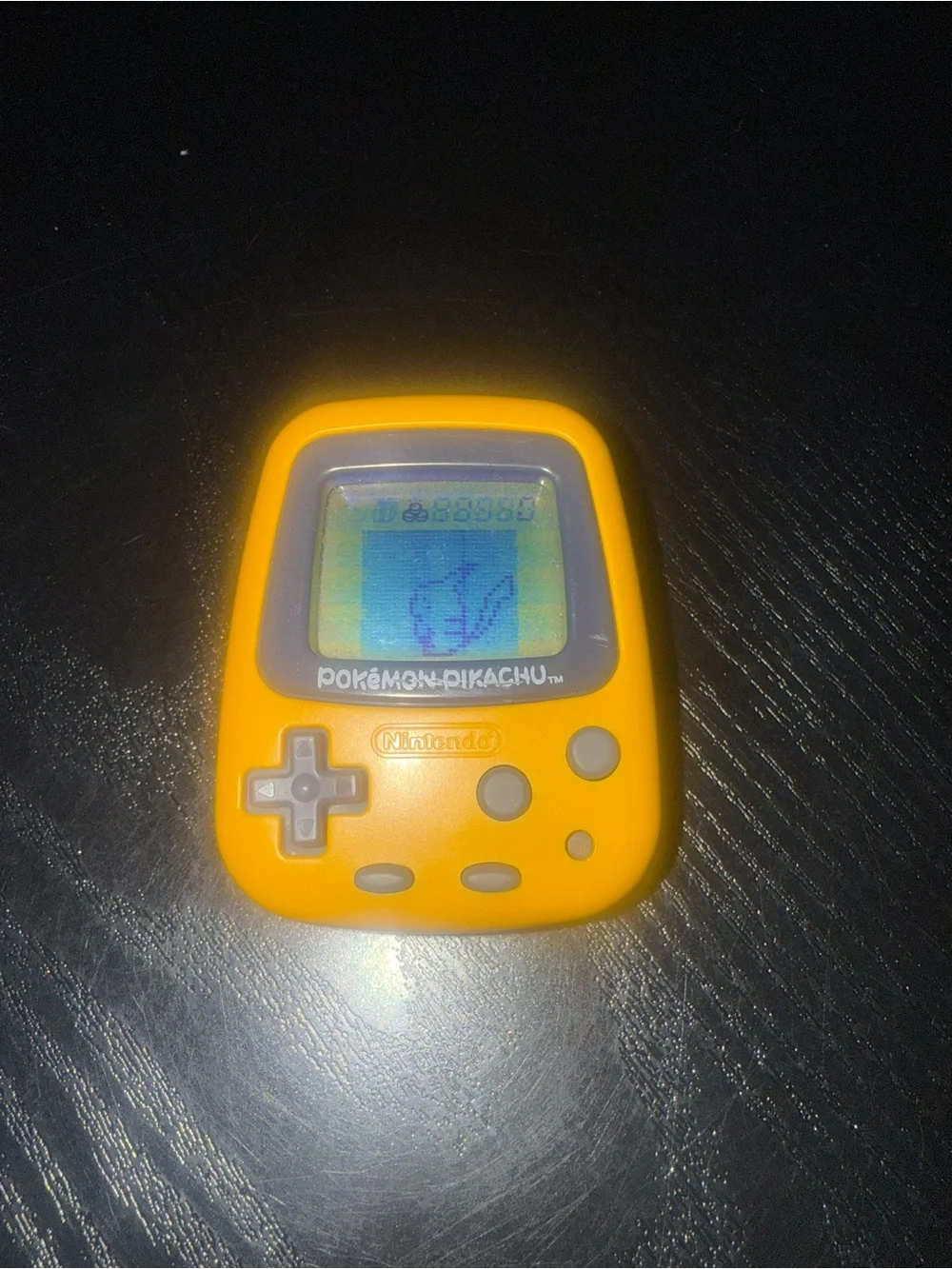 Vintage 1998 Nintendo Pokemon Pikachu Tamagochi